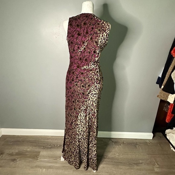 Gala Collection Gown Size Medium - Picture 5 of 7